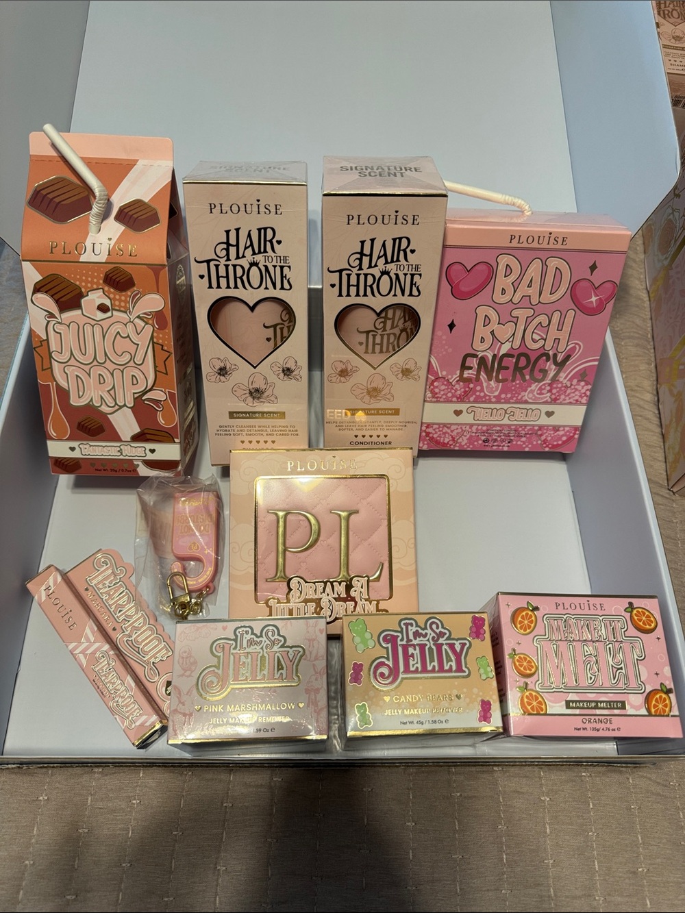 P Louise Bundle